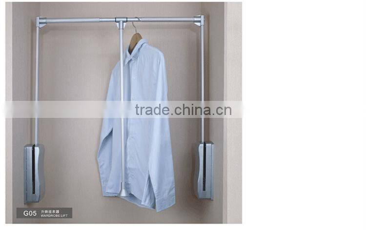 Aluminum wardrobe hanging rail