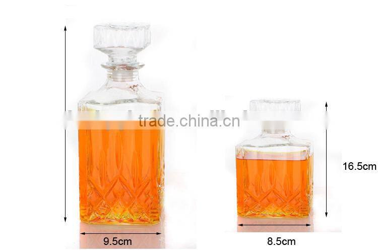 square scotch whisky glass bottles with glass cork