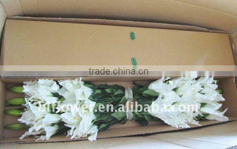 imitation lily flower