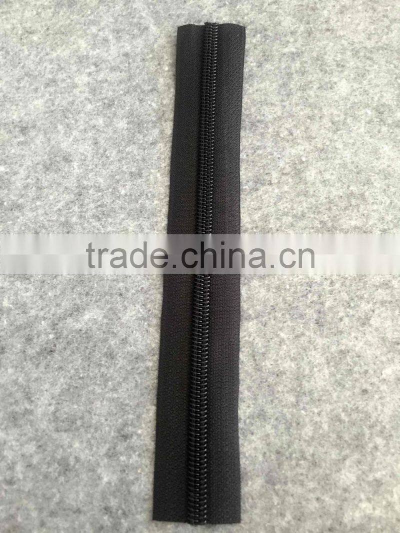 Customized 5# water proof nylon zipper shiny finishing --- Chinese coating film