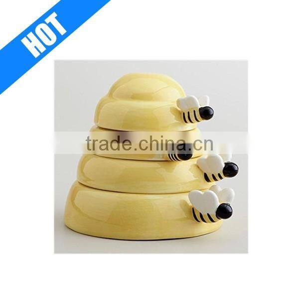 Whole Sale Porcelain Beehive Design Measuring Cups