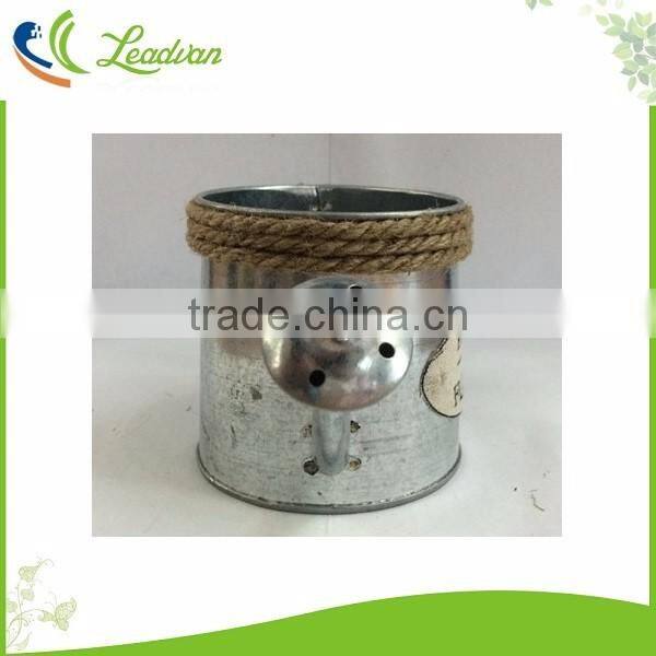 Cheap price large metal material watering cans in bulk for garden decoration