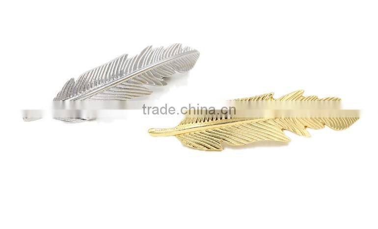 Metal maple leaf design hairgrips for Canadians, gold women hair clips