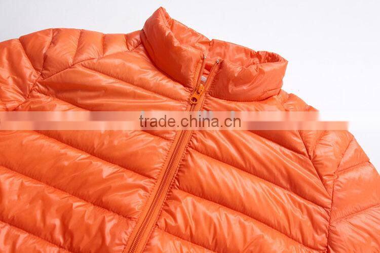 2016 OEM Fashion ultra light winter nylon down jackets / winter down jacket man /man down jackets with a bag