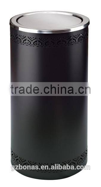 Touchless trash can, trash receptacles