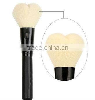 Hot!!! Pink Color Heart Shape Brush