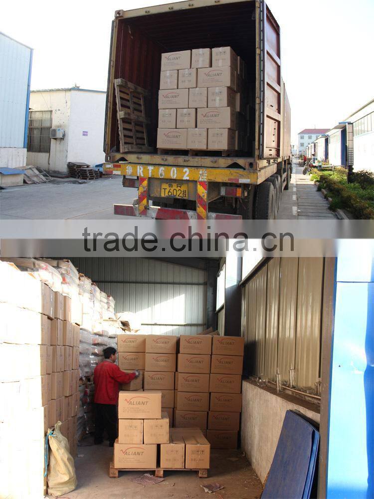 Wholesale crystal skull wine bottle whiskey glass bottle shaped glass bottles