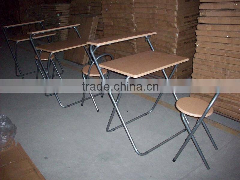 Kids school table and chair