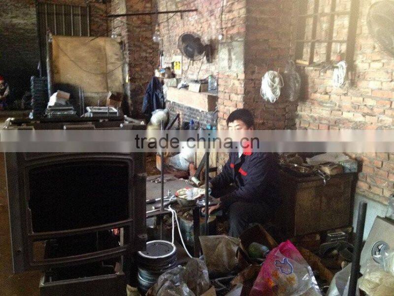 cast iron free standing wood burning stove / Stove