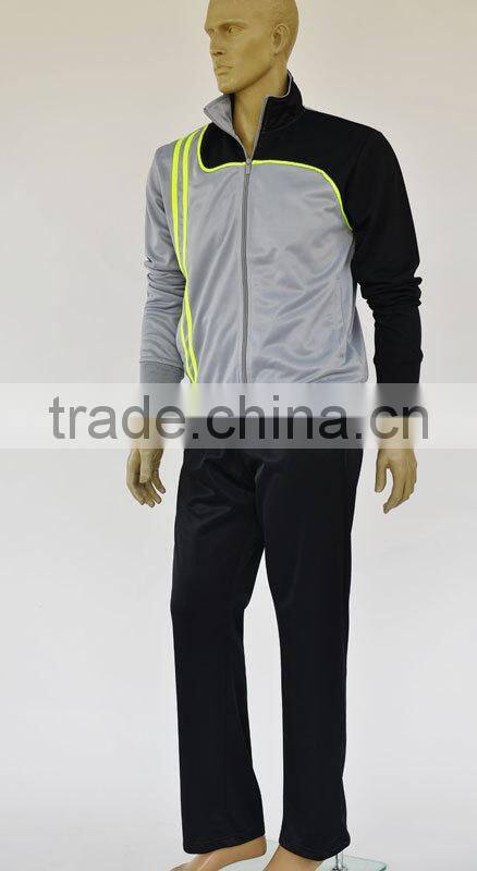 2016 Fashion Brand designer Factory OEM professional Mens' Sport wear sets jacket and pants suit