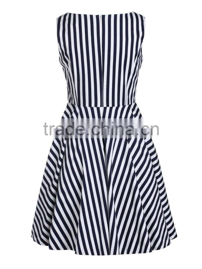 Gilrs 100% cotton sleeveless embroidered dress