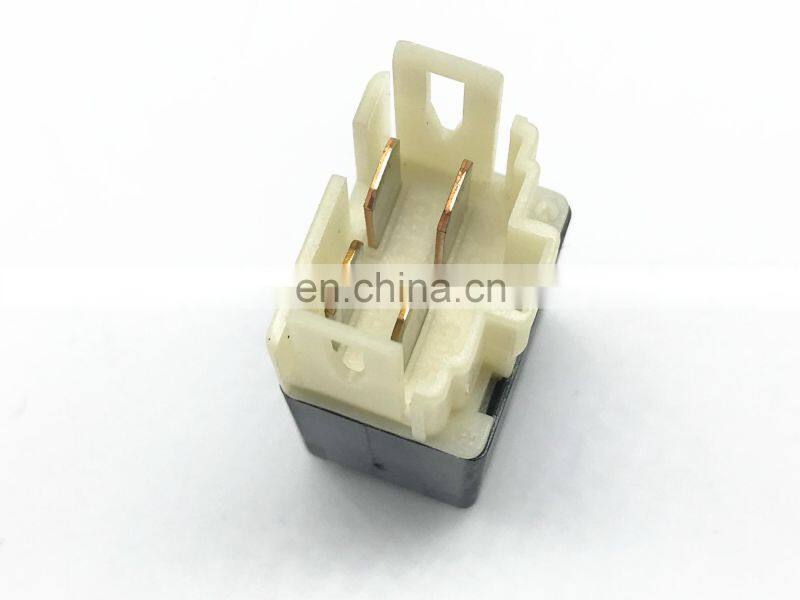 Engine Control Relay E8T10197 For Mi-tsubishi Pajero Shogun MK3 3.2 DID 2000-2006 MR312504