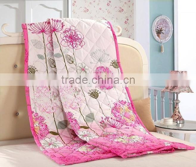 100% polyester Queen size printed yellow floral bed quilt queen chinese comforter set