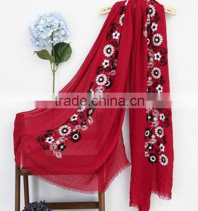 Best Selling Korean Fashion Girl Maxi Small Flower Embroidery Shawl Scarf