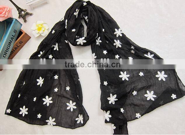Wholesale Wide Flower Embroidery Cotton Ladies Fashion Scarf