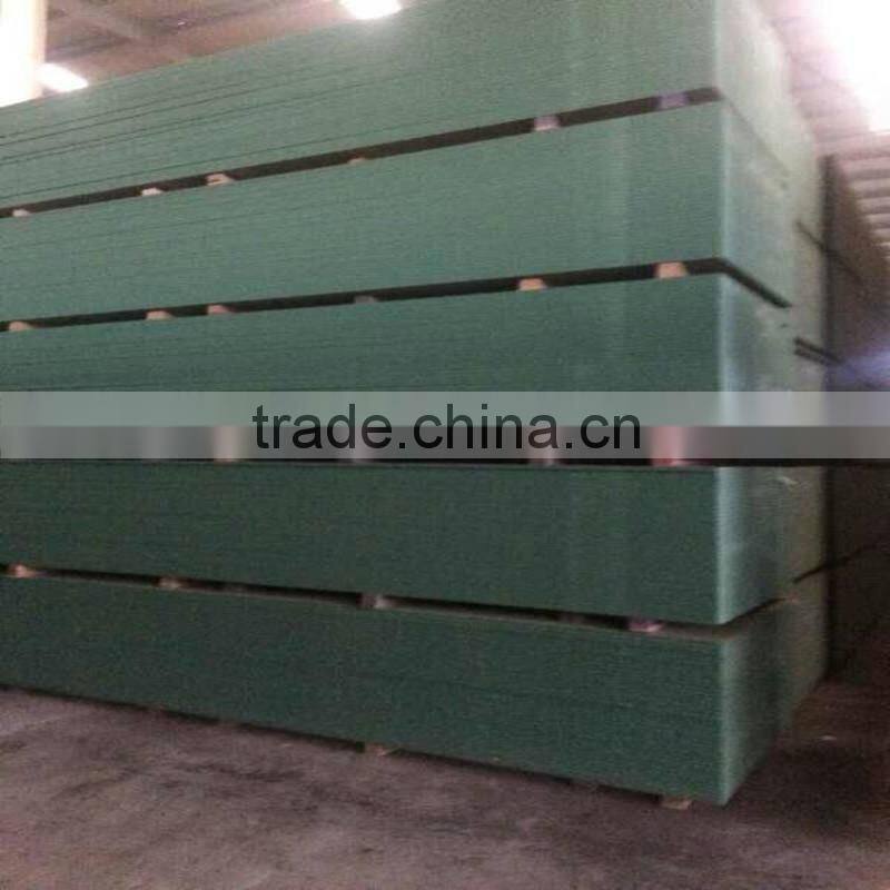 High moisture resistent MDF board