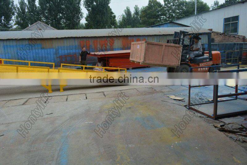 Hontylift truck unloading ramps