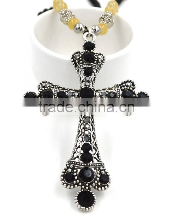 2016 New European Decorative Openwork Cross Female Vintage Long Beaded Necklace