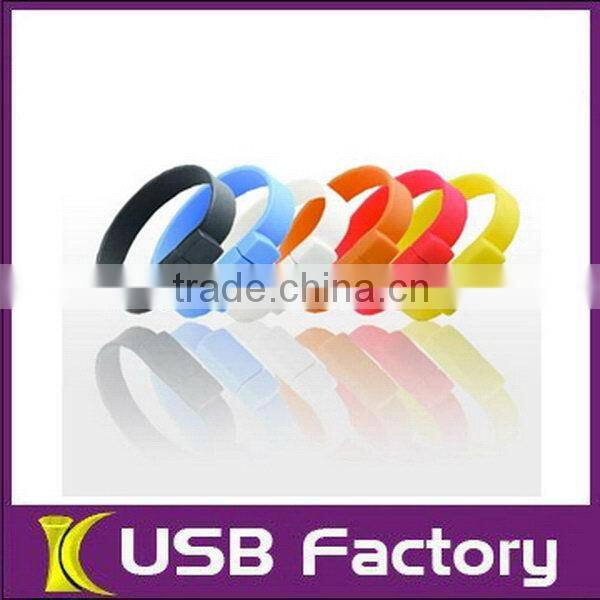 2016 High quanlity cheap custom logo silicone bracelet usb flash drive