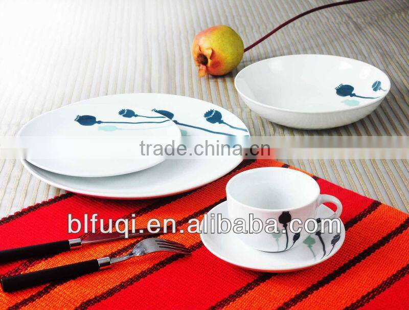 Ceramic dinnerware with simple design for Hotel porcelain dinnerware item square porcelain crockery dinner sets