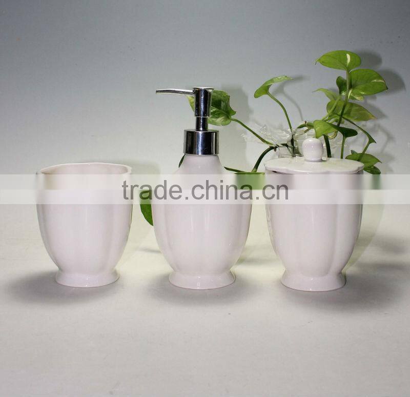 Matte White Bathroom Set