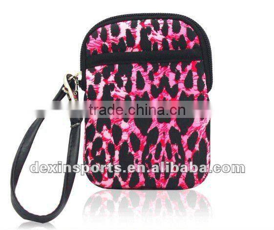 built campact soft shell camera case