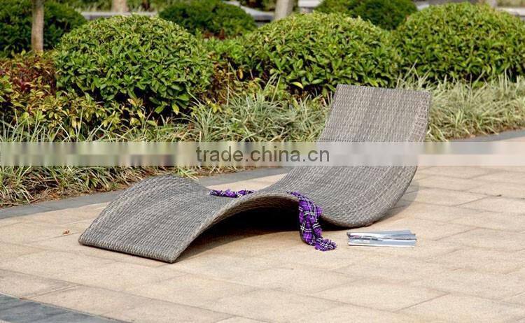 S Type Outdoor Leisure Waterproof Rattan Chairs Curved Baroque French chaise lounge