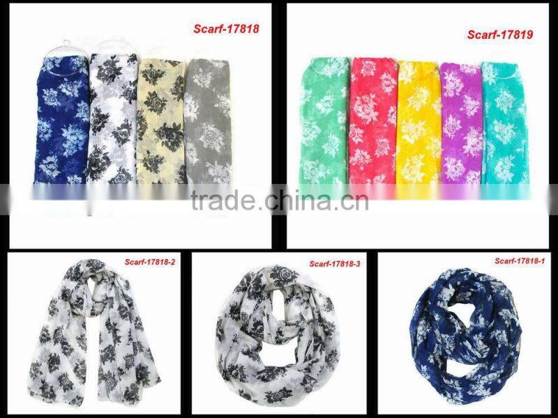 fashionable lady small petals pattern triangle scarf