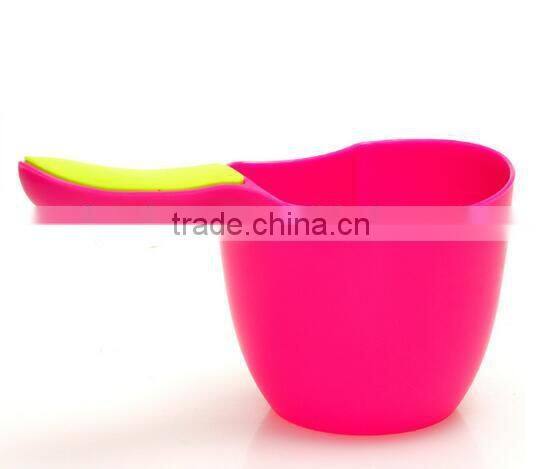 High quality colorful baby shampoo cup/ baby shampoo bailer water scoop