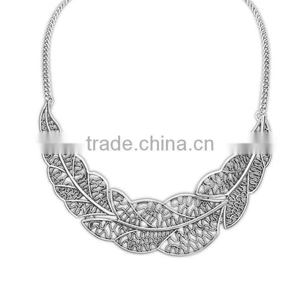 Fashion jewelry wholesale Simple hollow leaves necklace