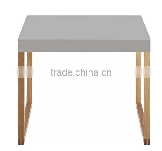 antique coffee table for bedroom