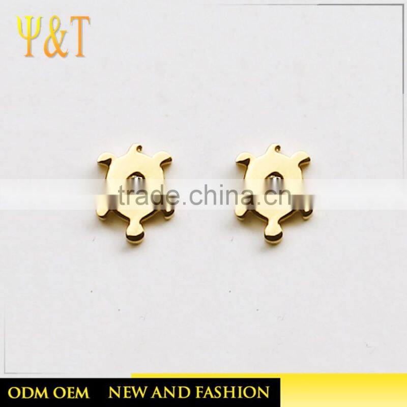 Factory price stainless steel silver plated minnie mouse stud earrings from chinese supplier