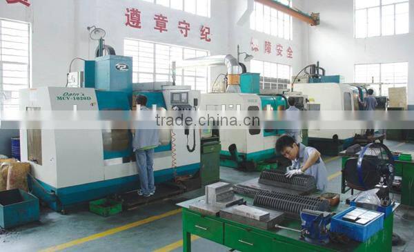 Yuyao shunlong oem odm plastic inection molding