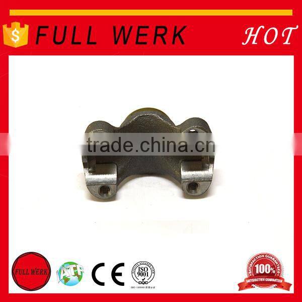 High quality CV Centre Yoke, universal joint coupling, drive shaft tractor 4wd for sale on F ord,R2-21-1544