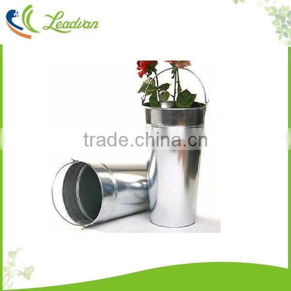 Modern home decorative small galvanized metal flower vase with flowers