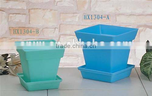 square flower pot with tray