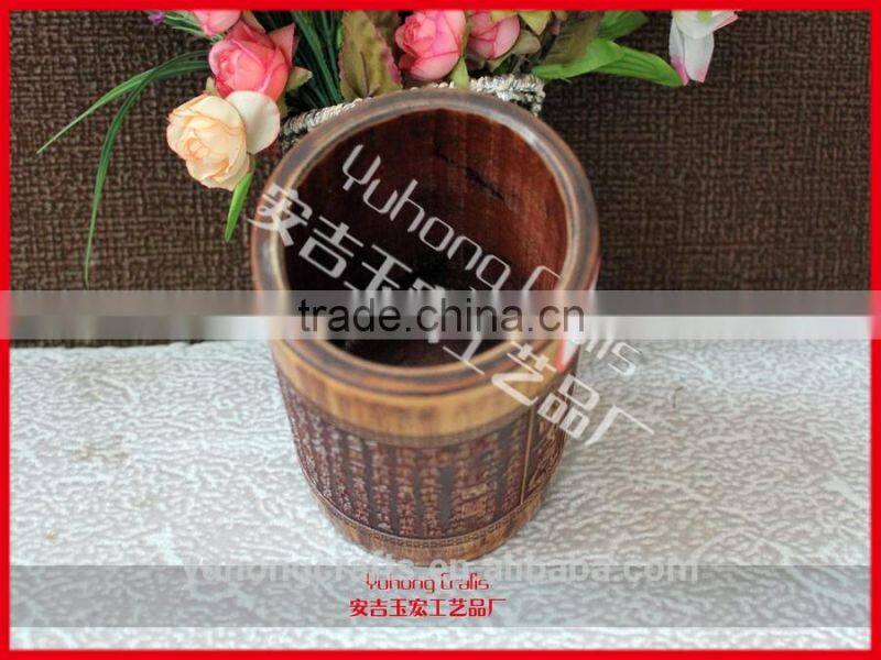 Big and natural pen holder