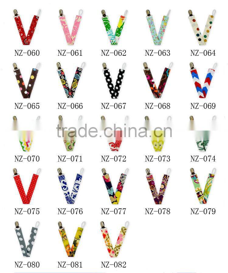 Hot Selling Pacifips Designer Baby Pacifier Clip With Ribbon Cotton Metal Baby Pacifier Clip
