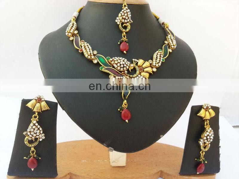 INDIAN JEWELLERY/JEWELRY SET