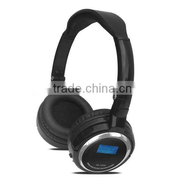 2016 Fashion useful music color ear wireless purple headphones with built-in mp3 player fm radio memory card and display screen