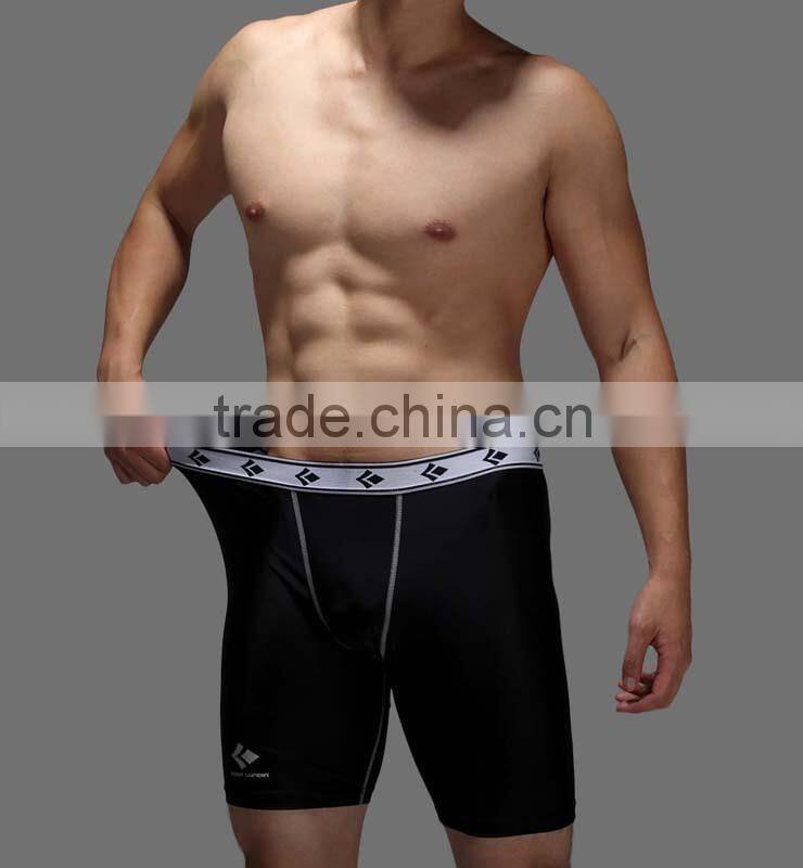 Elastic, light and comfortable quick-drying sportwear compression spring men shorts