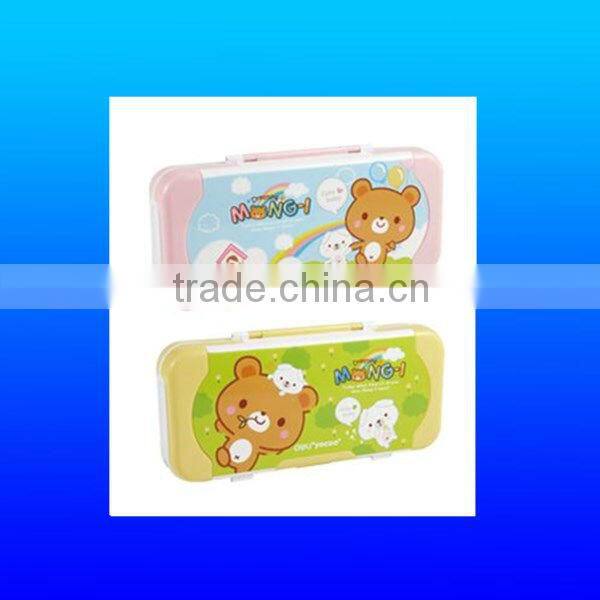 Plastic stationery case