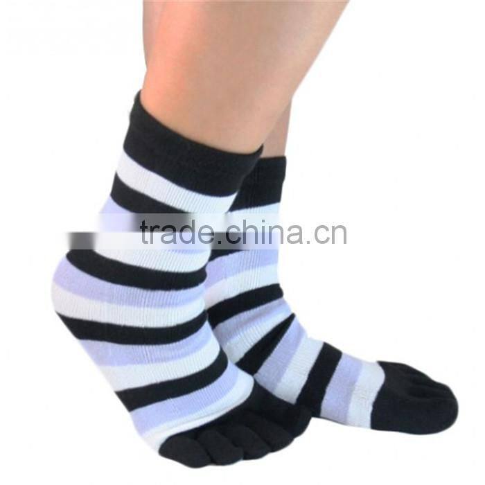 cotton crew five wholesale white toe custom bulk socks