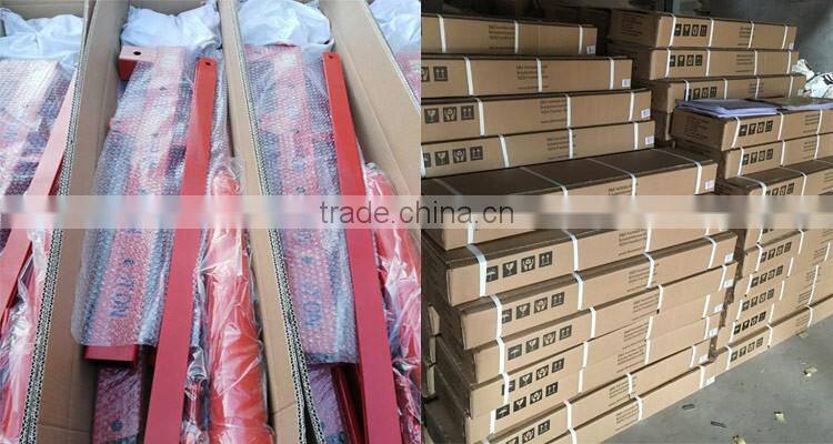 Stationary manual hydraulic jack engine hoist crane