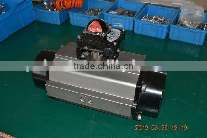 Pneumatic cylinder