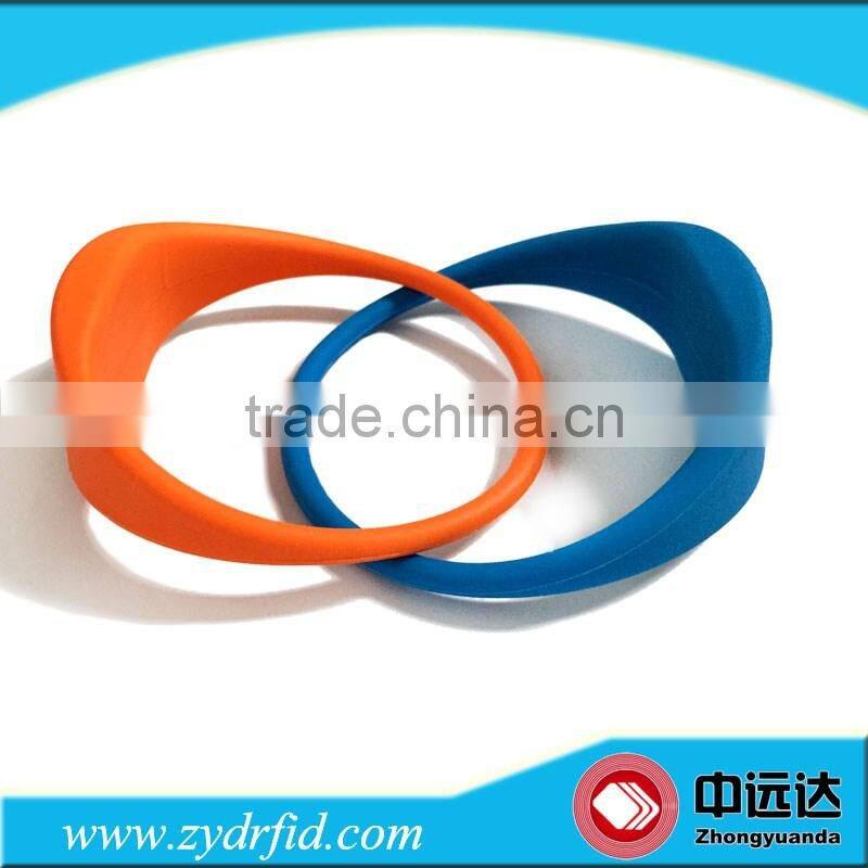 Hot selling waterproof customized silicone rfid wristband for events