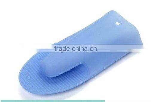 Free Packing Cute Animal Shape Silicone Gloves/Kitchen ware