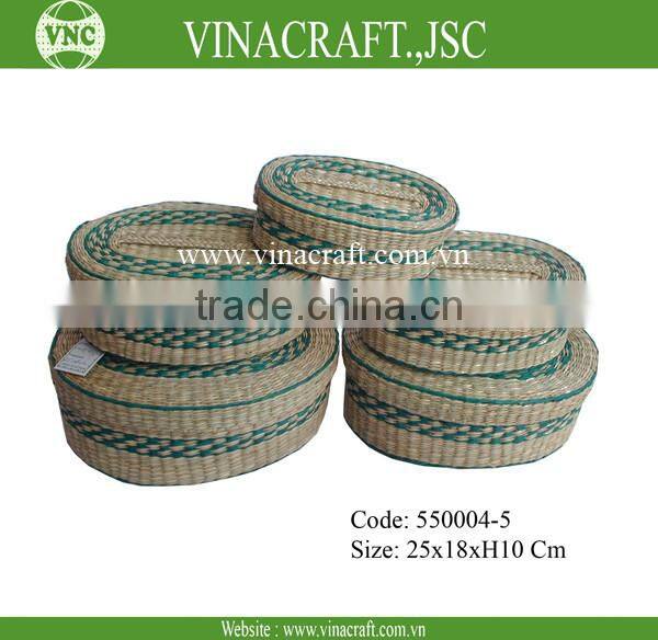 Seagrass storage baskets with lids