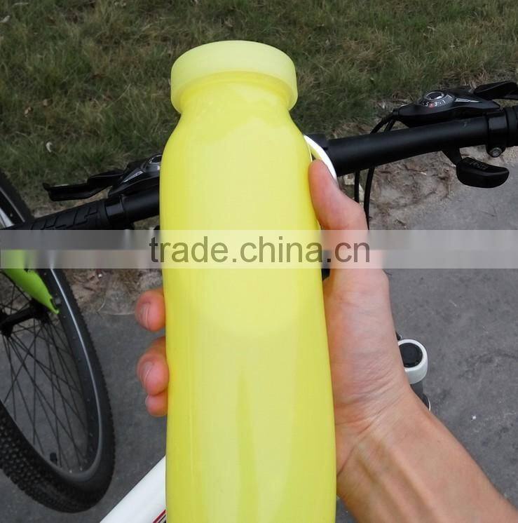 Food grade Silicone Water Bottle Man-carried outside Kettle