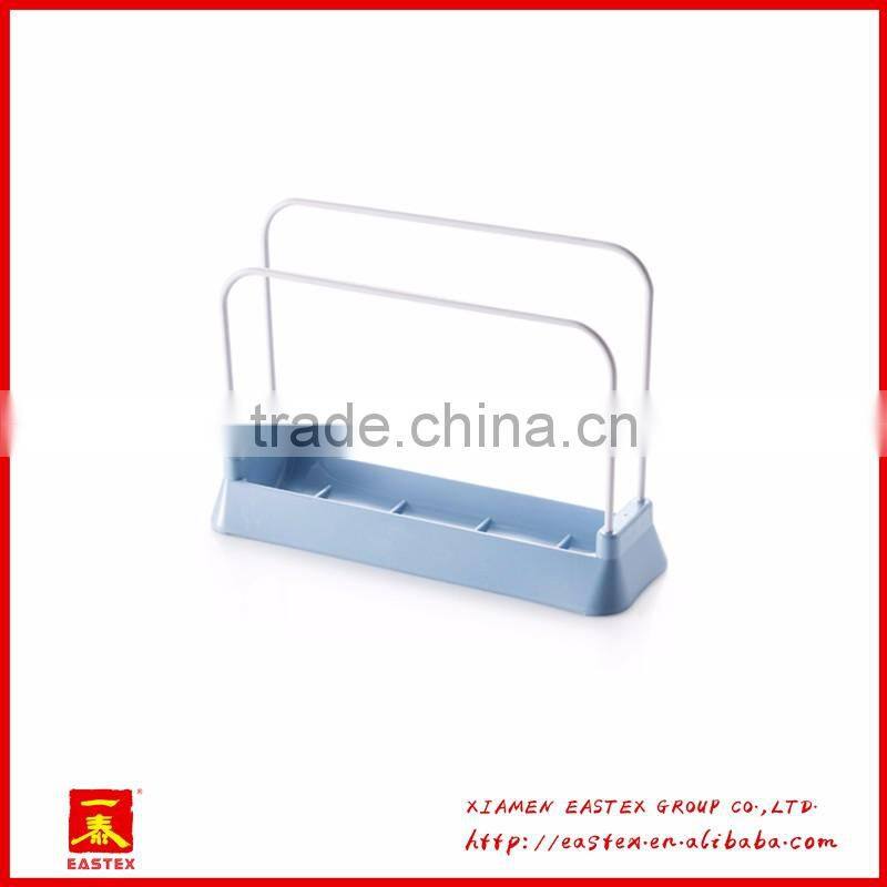 Cutting board draining plastic storage rack